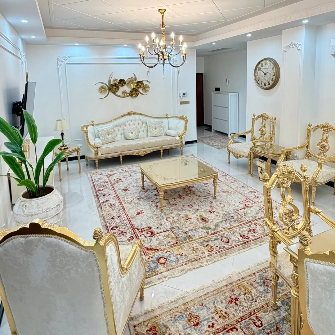 مبل کلاسیک کاریزما