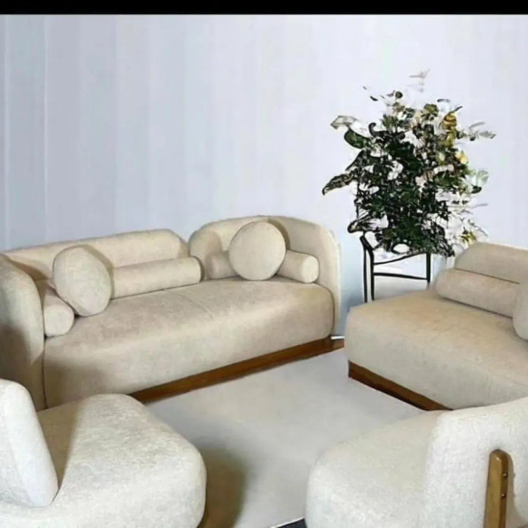 مبل لوییز