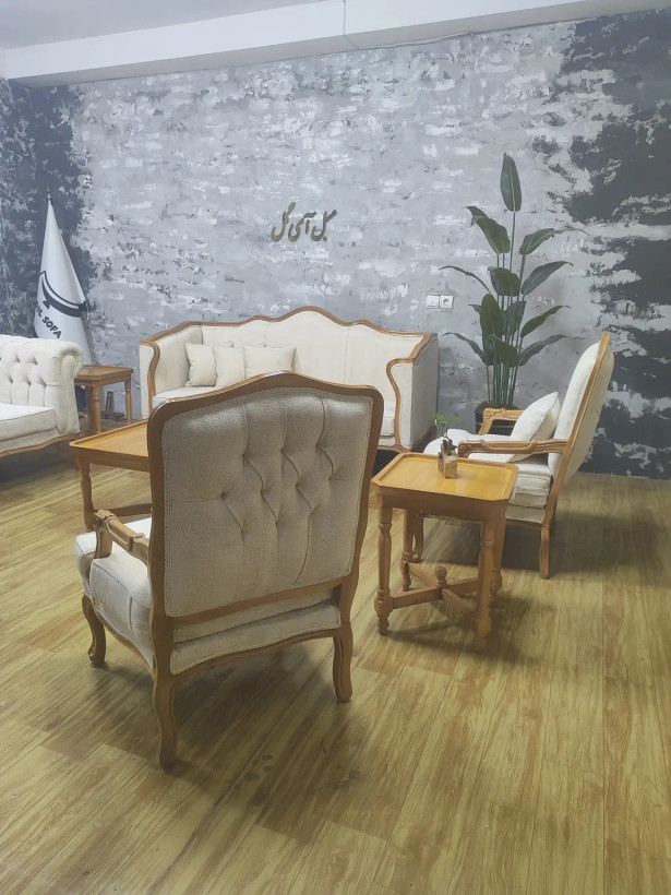 مبل نئوکلاسیک ابزاری