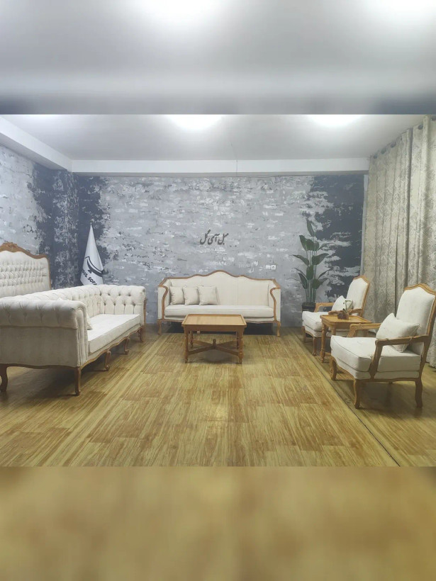 مبل نئوکلاسیک ابزاری