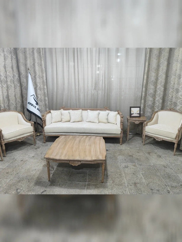 مبل کلاسیک کاجی هشت نفره